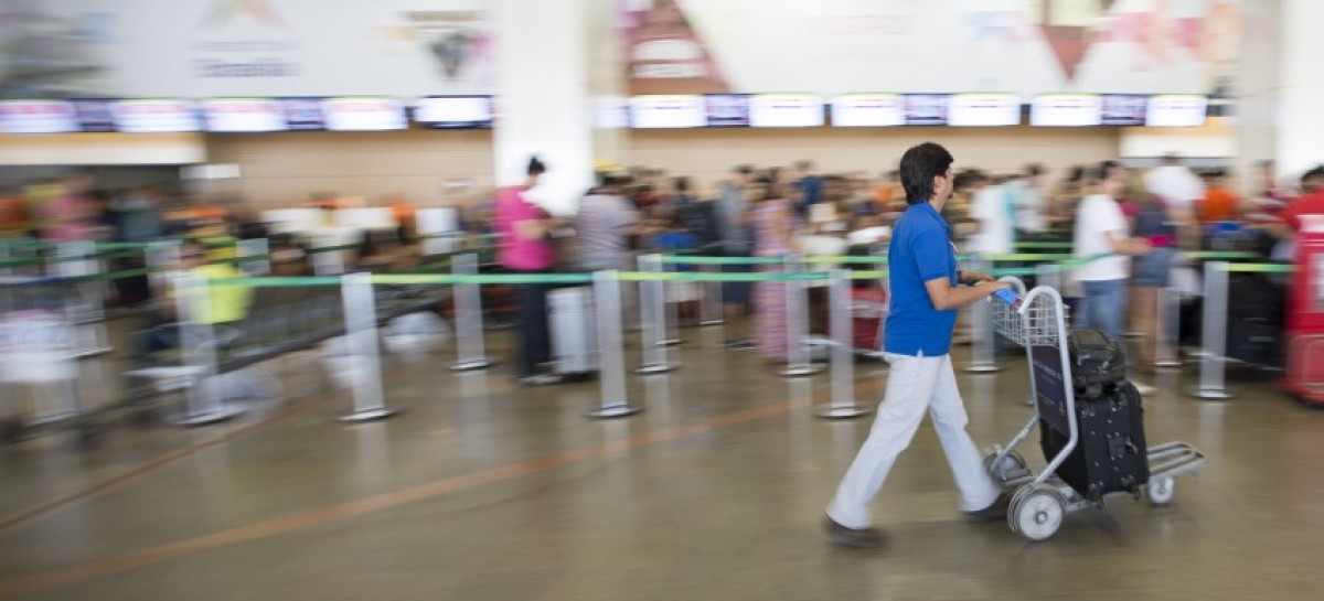 Relatório pede cobrança por peso em aeroportos