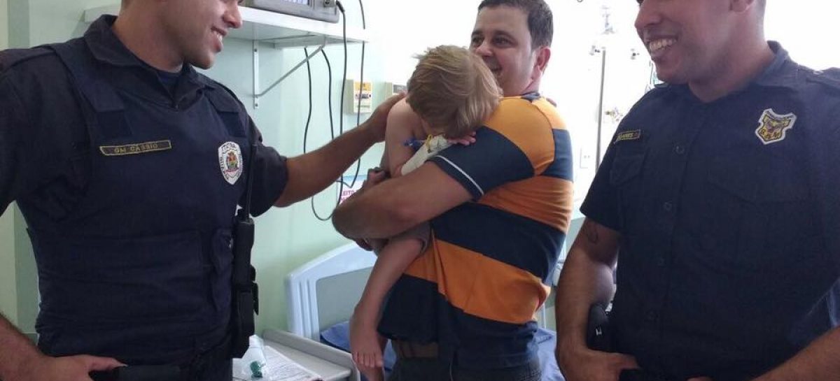 Guardas Municipais de Itatiba socorrem criança com parada respiratória no San Francisco