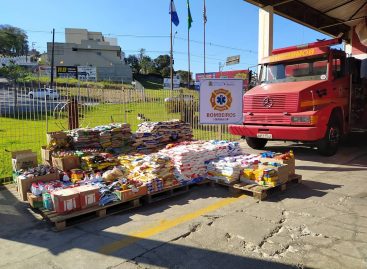 Corpo de Bombeiros de Itatiba arrecada mais de 3 toneladas de alimentos